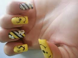 Unhas Decoradas amarelas